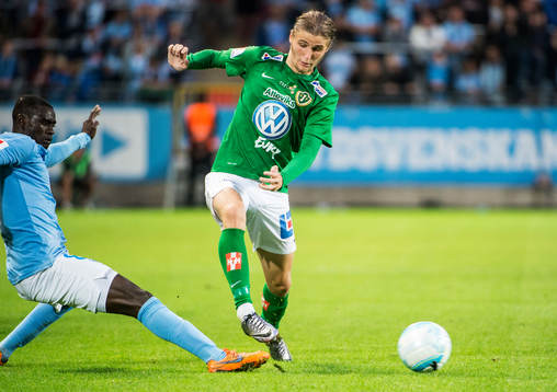 Jönköpings Pawel Cibicki mot Malmö FFs Enock Kofi Adu