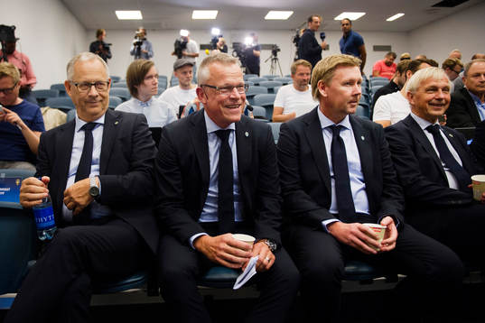 Sveriges rådgivare Lars Lagerbäck, förbundskapten Jan
