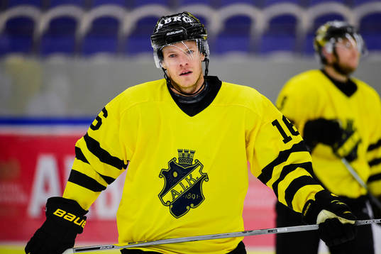 s Jonas Almtorp deppar