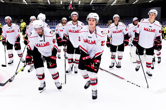 Bläddra bland fler bilder av Ishockey, Träningsmatch, Malmö Redhawks - AIK