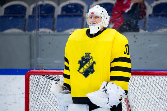 s målvakt Linus Lundin