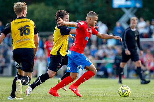 Helsingborgs Jordan Larsson gör 0-1