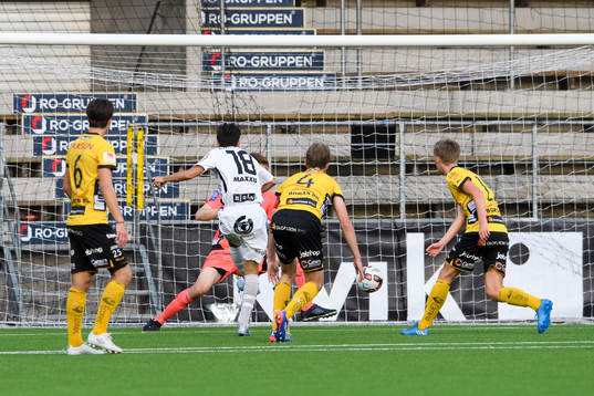 Häckens Ali Youssef gör 0-1