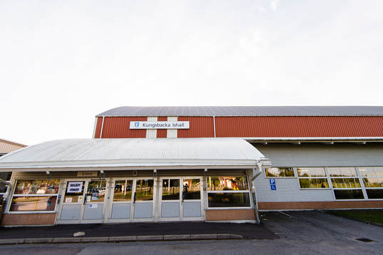 Exteriören av Kungsbacka Ishall