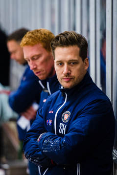 Växjös tränare Sam Hallam