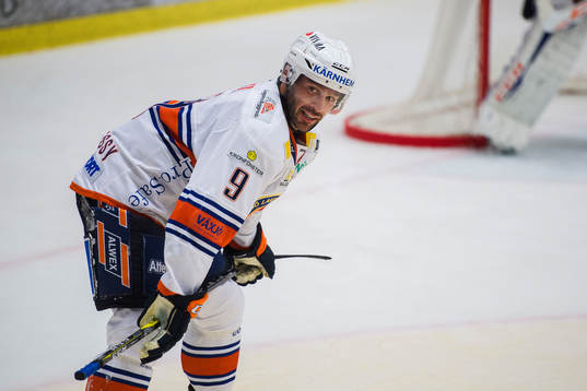 Växjös Josh Hennessy