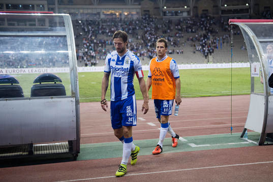 IFK Göteborgs Mattias Bjärsmyr och Tobias Hysén  deppar