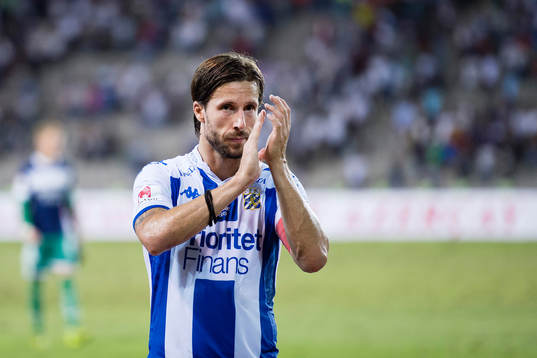 IFK Göteborgs Mattias Bjärsmyr  tackar publiken