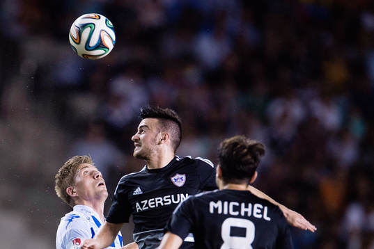IFK Göteborgs Mikael Boman och Karabachs Michel