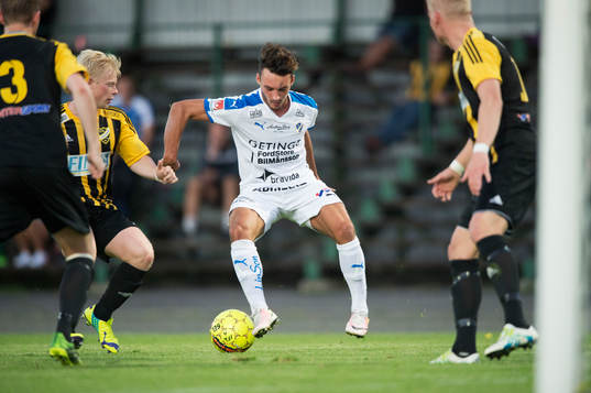 Halmstads Sead Haksabanovic i matchen i Svenska Cupen