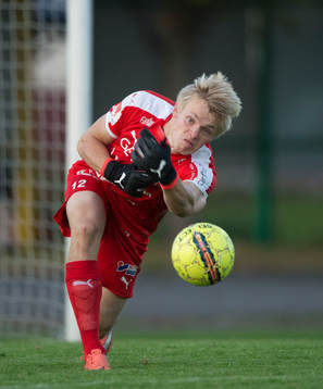 IFK Halmstads målvakt Isak Pettersson i matchen i Svenska