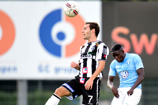Landskronas Alexander Tkacz och Malmö FFs Pa Konate