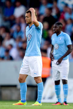 Malmö FFs Magnus Wolff Eikrem deppar