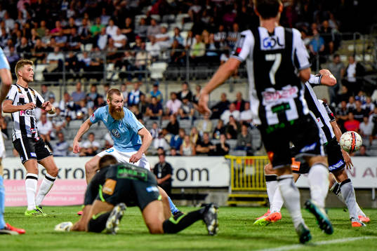 Malmö FFs Jo Inge Berget reducerar till 3-1