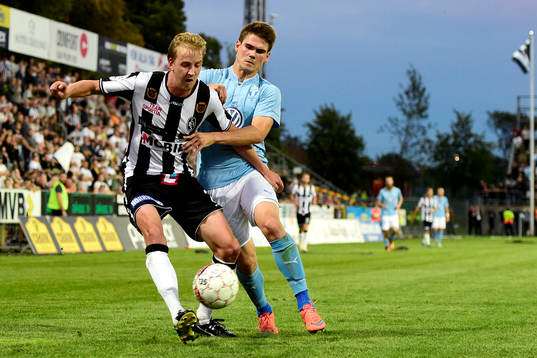Landskronas Viktor Svensson och Malmö FFs Vidar Örn