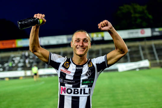 Landskronas Jonathan Levi jublar