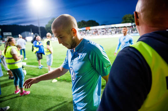 Malmö FFs Anton Tinnerholm deppar