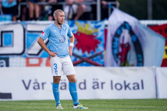 Malmö FFs Anton Tinnerholm deppar