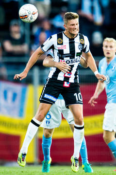 Landskronas Erik Pärsson och Malmö FFs Oscar Lewicki