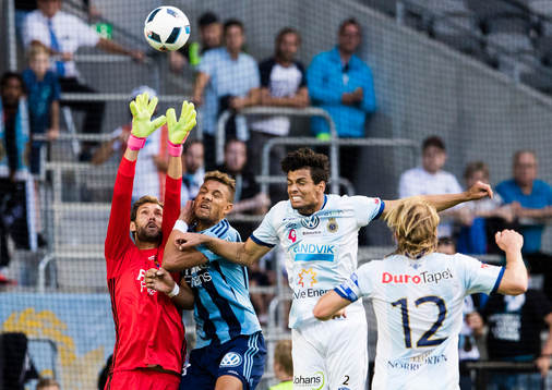 Djurgårdens målvakt Andreas Isaksson och Mathias Ranegie