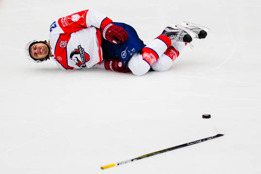 Pardubices Lukas Nahodil har ont