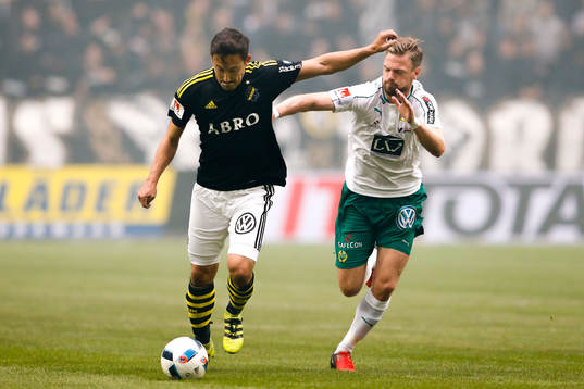 s Stefan Ishizaki och Hammarbys Arnór Smárason