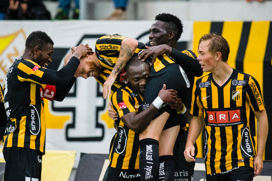Häckens Mohammed Abubakari, Baba Mensha, Alexander