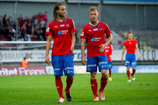 Helsingborgs Jonatan Olsson och Andreas Landgren deppar