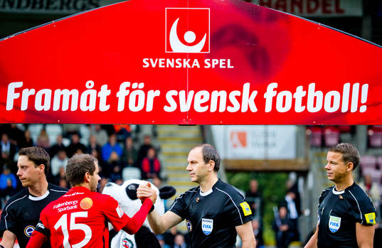 Huvuddomare Jonas Eriksson