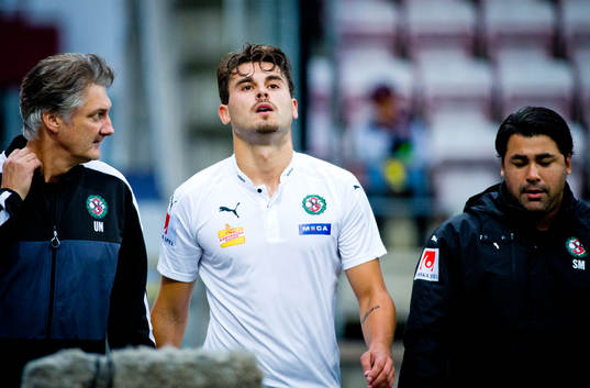 Örebros Astrit Ajdarevic leds av skadad