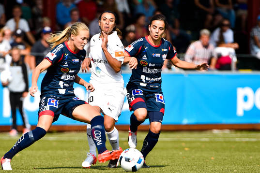Linköpings Magdalena Eriksson och Rosengårds Marta Viera