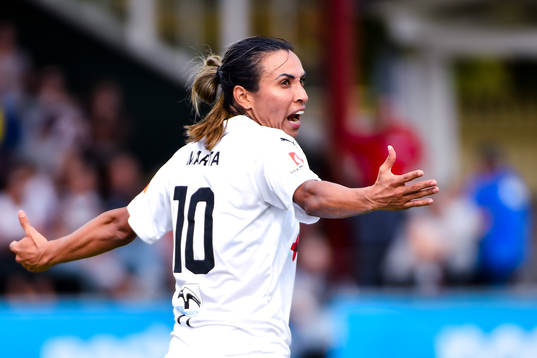 Rosengårds Marta Viera Da Silva reagerar
