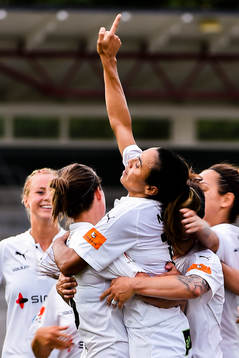Rosengårds Marta Viera Da Silva jublar