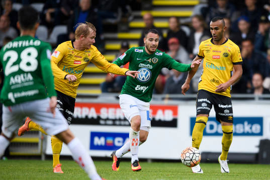 Elfsborgs Issam Jebali och Simon Lundevall