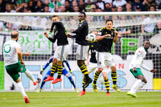 s Amin Affane, Chinedu Ogbuke Obasi och  Stefan Ishizaki