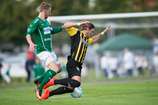 IFK Hässleholms Pontus Björnsson i matchen i division 2
