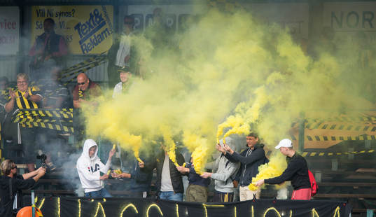 IFK Hässleholms supporters i matchen i division 2 mellan