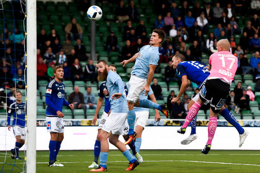 Malmö FFs Vidar Örn Kjartansson gör 0-1