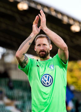 Malmö FFs målvakt Johan Wiland jublar