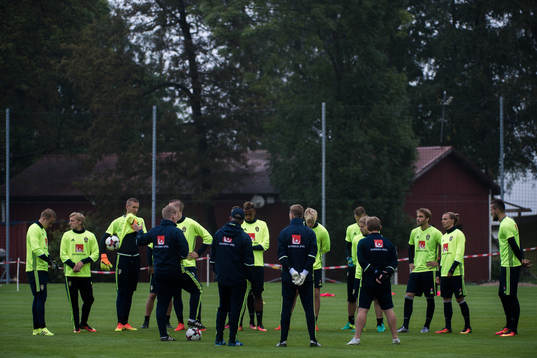 Spelare och ledare samlade