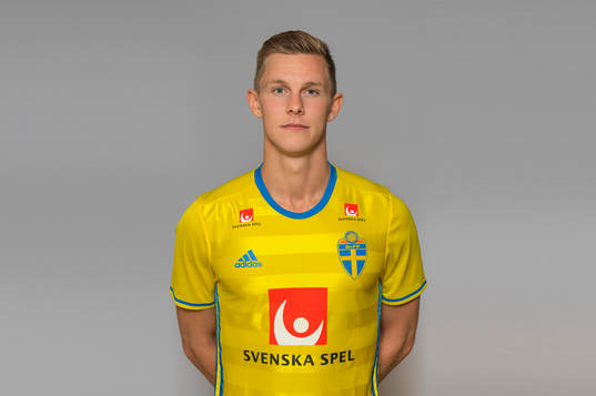 Emil Krafth, spelare i Sveriges fotbollslandslag