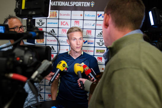 Oscar Wendt i mixed zone