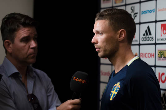 Marcus Berg i mixed zone