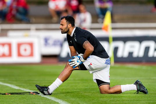 Örgrytes målvakt Abbas Hassan före fotbollsmatchen i