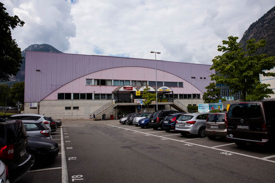 Arena Pista di ghiaccio Biasca innan en träningsmatch i