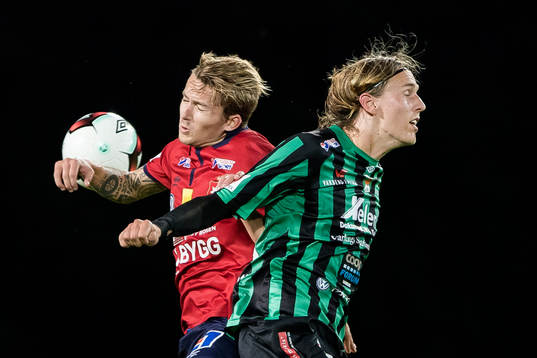 Bläddra bland fler bilder av Fotboll, Superettan, Varberg -  Örgryte