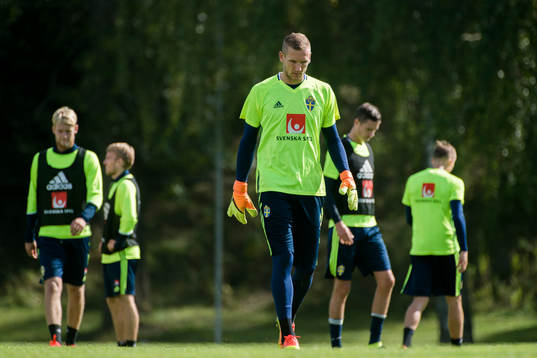 målvakt Robin Olsen