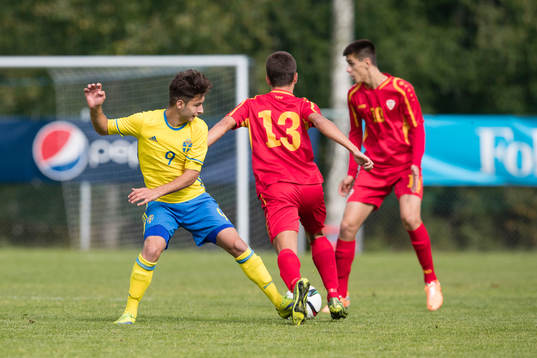 Sveriges Elias Durmaz mot Makedoniens Viktor Rizankovski