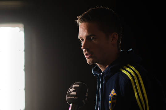 Mikael Lustig  i mixed zone