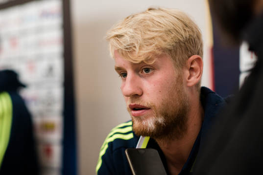 Filip Helander  i mixed zone